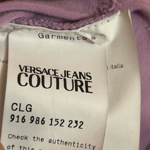 VERSACE JEANS
Mirror Logo T-Shirt size XS lilac color women’s - Picture 7 of 14
